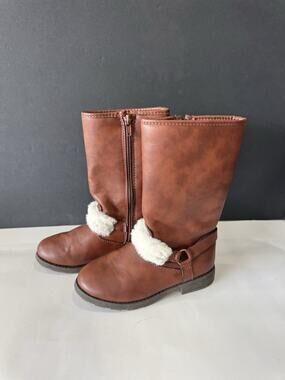 Carter’s Brown Boots Child size 12C Zipper Side